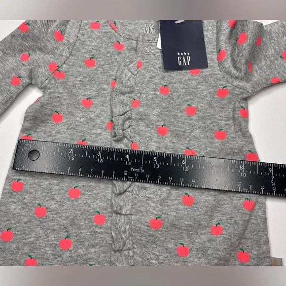 Baby Gap Apple Ruffled Onesie 0-3mth NWT - Picture 5 of 7